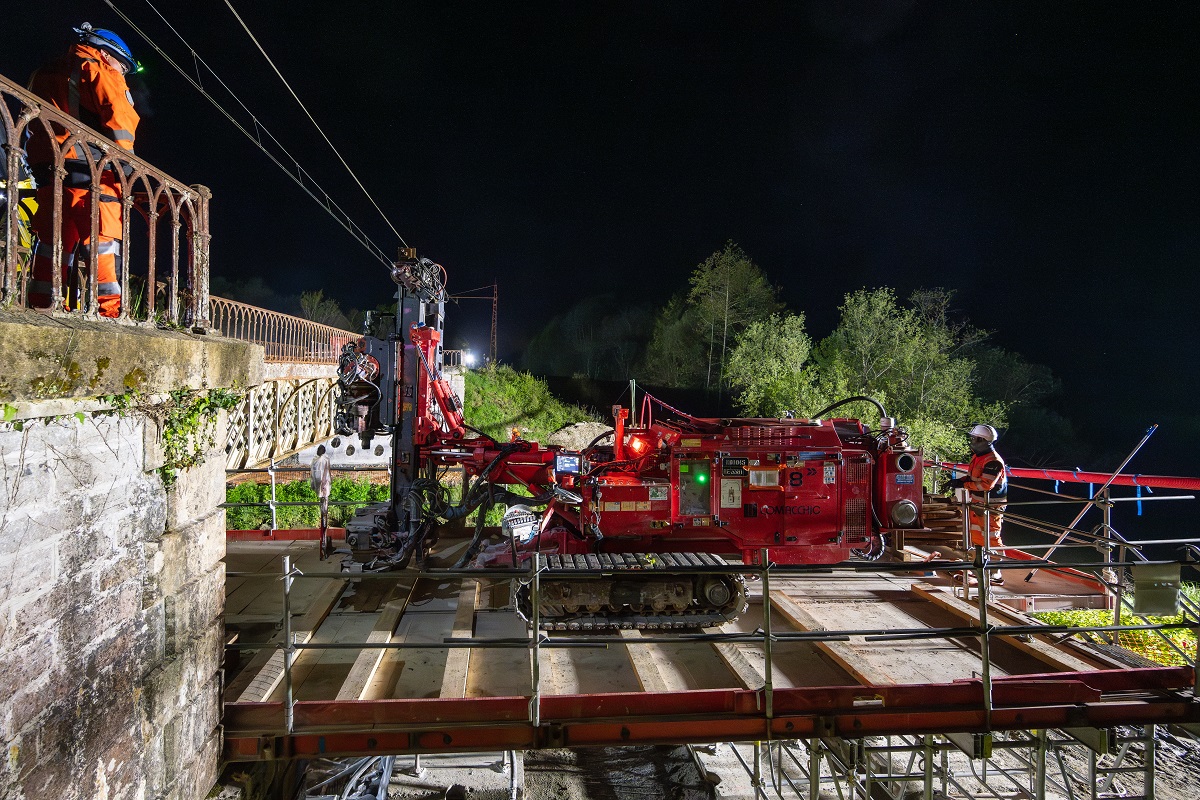 Travaux sur le Pont de Pierre à Bordeaux