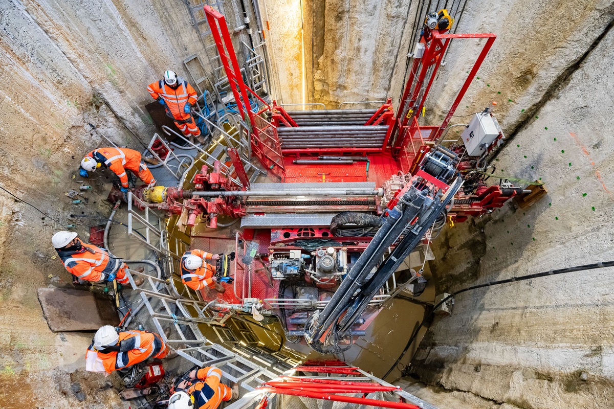 CH_20250116_109 Travaux sur le Pont de Pierre à Bordeaux